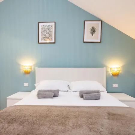 Ocean Apartment